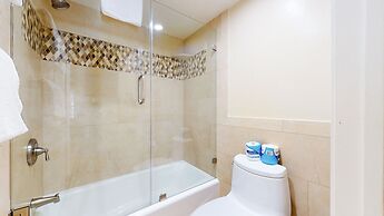 Summit #245 1 Bedroom Condo by RedAwning