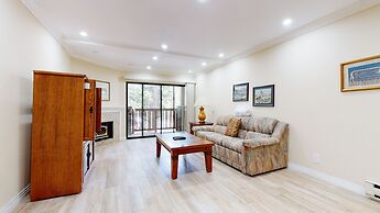 Summit #245 1 Bedroom Condo by RedAwning