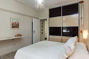 Stylish Athinas House in Kallithea