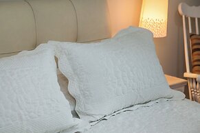 Stylish Athinas House in Kallithea