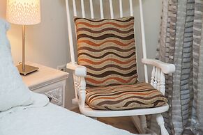 Stylish Athinas House in Kallithea