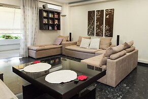 Stylish Athinas House in Kallithea