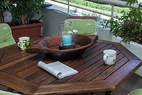 Stylish Athinas House in Kallithea