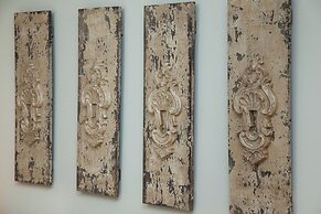 Stylish Athinas House in Kallithea