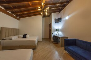 HOTEL  BALI AT POBLADO