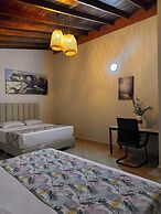 HOTEL  BALI AT POBLADO