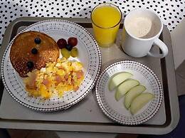 HOTEL  BALI AT POBLADO