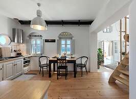 Villa in Oía with views of the caldera