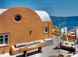 Villa in Oía with views of the caldera