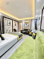 Taksim Larissa Residence