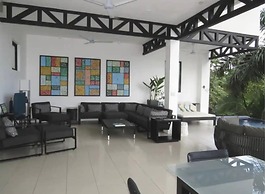 Casa con espectacular vista al mar