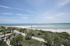 Endless Views by Distinctive Beach Rentals