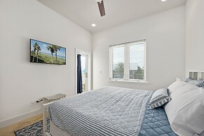 Endless Views by Distinctive Beach Rentals
