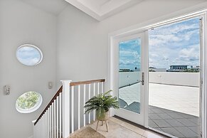 Endless Views by Distinctive Beach Rentals