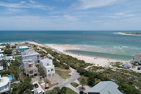 Endless Views by Distinctive Beach Rentals