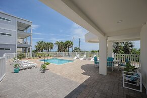 Endless Views by Distinctive Beach Rentals