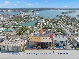 9303lasbrisas306lbnco - Las Brisas 306