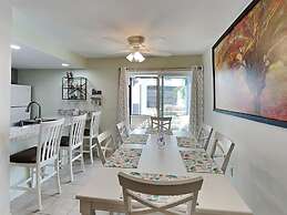 Madeira Beach Yacht Club 323b