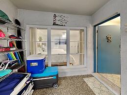 Madeira Beach Yacht Club 323b