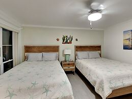 Madeira Beach Yacht Club 323b