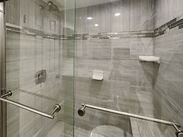 Madeira Beach Yacht Club 323b