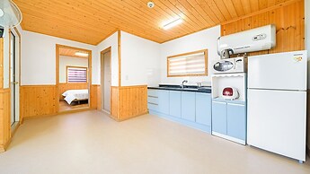 Gapyeong sky pet Family Dogchae Pension