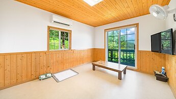 Gapyeong sky pet Family Dogchae Pension