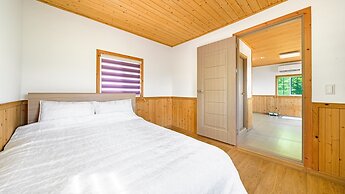 Gapyeong sky pet Family Dogchae Pension