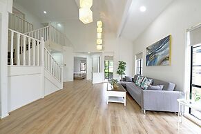 6BRM Retreat Parkside Family House Melb