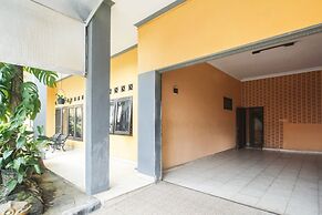 SPOT ON 91620 Skypiea Guest House