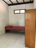 OYO 90482 Rumah Oma Syariah