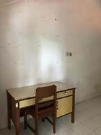 OYO 90482 Rumah Oma Syariah