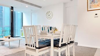 Melbourne One 2B2B1C Apt by GoodLive