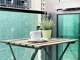 Melbourne One 2B2B1C Apt by GoodLive