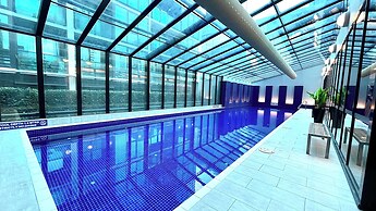 Melbourne One 2B2B1C Apt by GoodLive