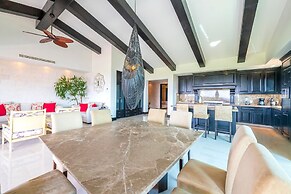 Beautiful 3 Bedroom Condo