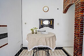 OYO Life 92030 Ef Palm Guest House Family