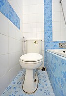 OYO Life 92030 Ef Palm Guest House Family