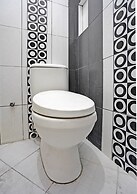 OYO Life 92030 Ef Palm Guest House Family