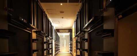 Acro Capsule Hotel Namba Dotonbori