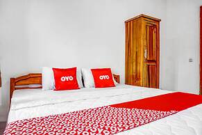 OYO 90846 Guesthouse Bintaro Asri Syariah