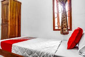 OYO 90846 Guesthouse Bintaro Asri Syariah