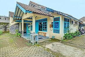 SPOT ON 2275 Omah Jm