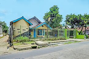 SPOT ON 2275 Omah Jm