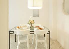 Luxury Suites Collection-Viale Milano 3