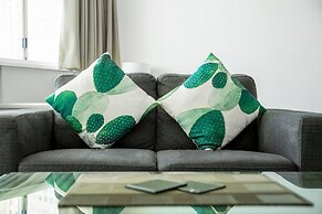 Reef Adventureland Motel