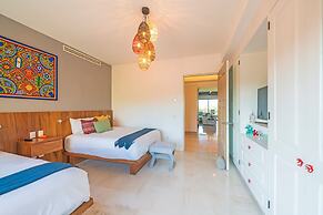 Amazing 3 Bedroom Condo