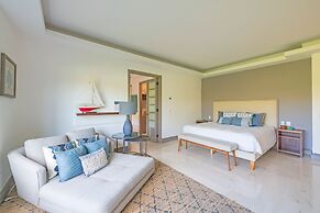 Amazing 3 Bedroom Condo