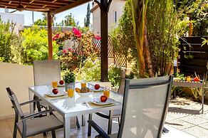 Anas Kiti Seaside Villa