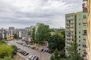 Cieszynska With 2 Bedroom by Renters